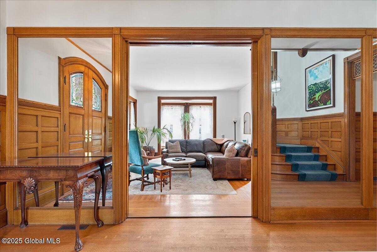 605 N Broadway Saratoga Springs NY 12866