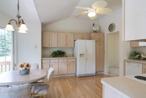 2 Sheridan Court Clifton Park NY 12065