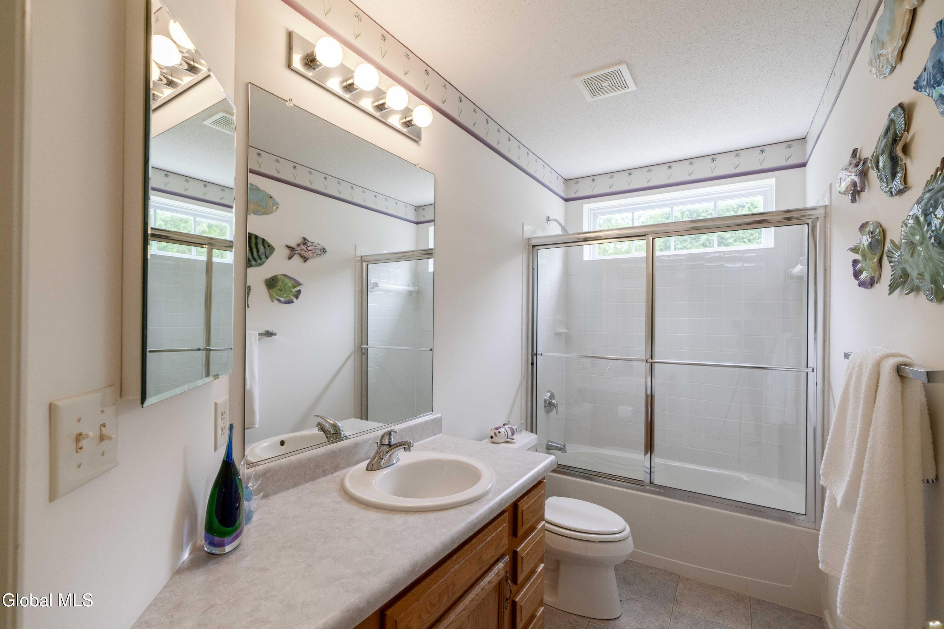2 Sheridan Court Clifton Park NY 12065