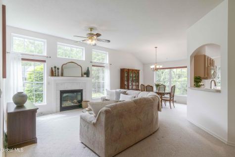 2 Sheridan Court Clifton Park NY 12065