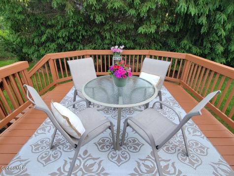 2 Sheridan Court Clifton Park NY 12065