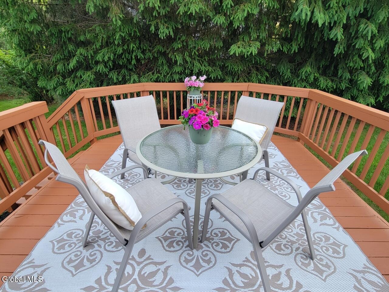 2 Sheridan Court Clifton Park NY 12065