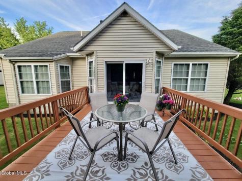 2 Sheridan Court Clifton Park NY 12065