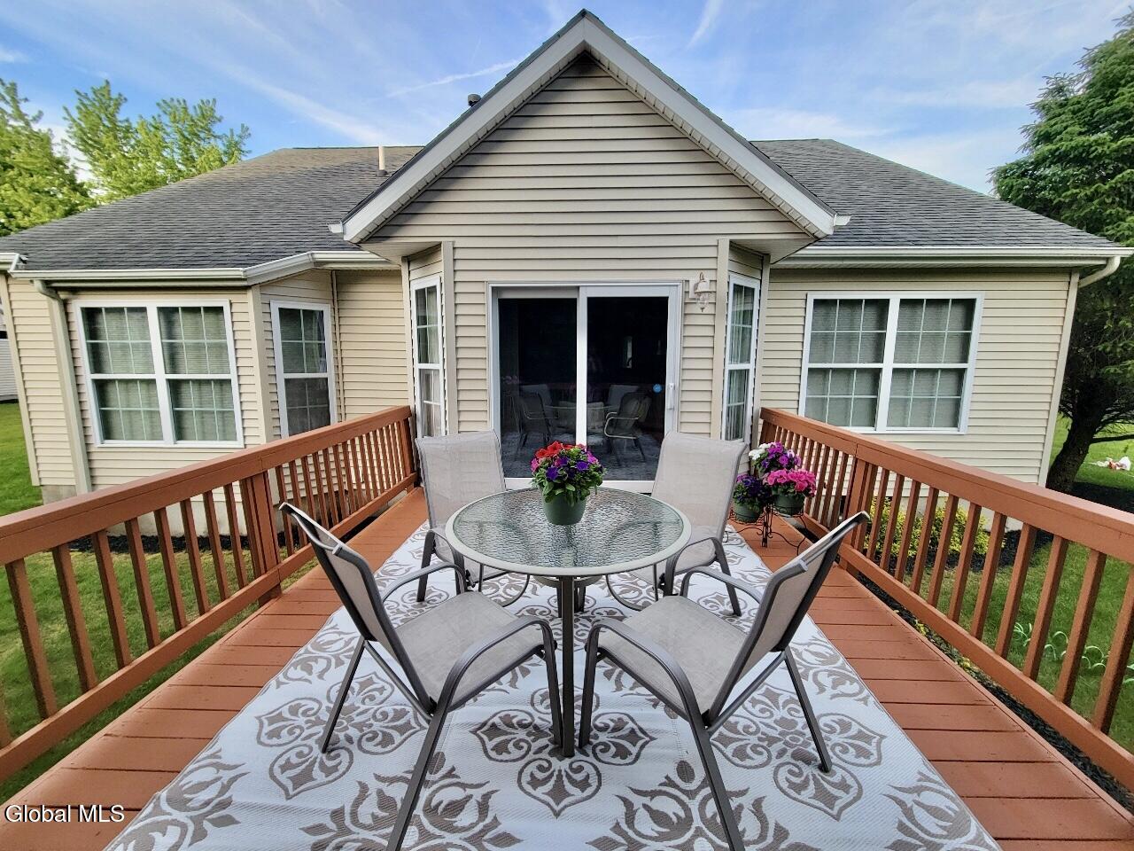 2 Sheridan Court Clifton Park NY 12065