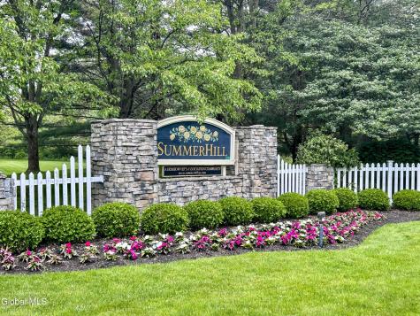 2 Sheridan Court Clifton Park NY 12065