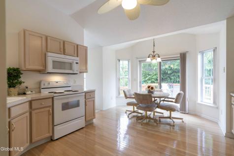2 Sheridan Court Clifton Park NY 12065