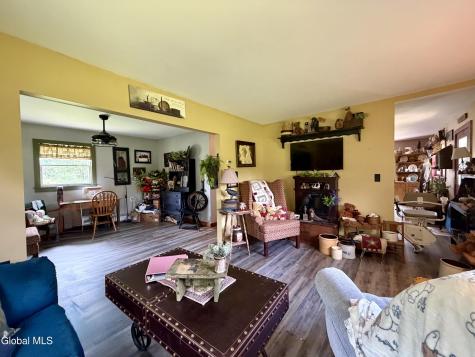11 Hampton Heights Way Whitehall NY 12887