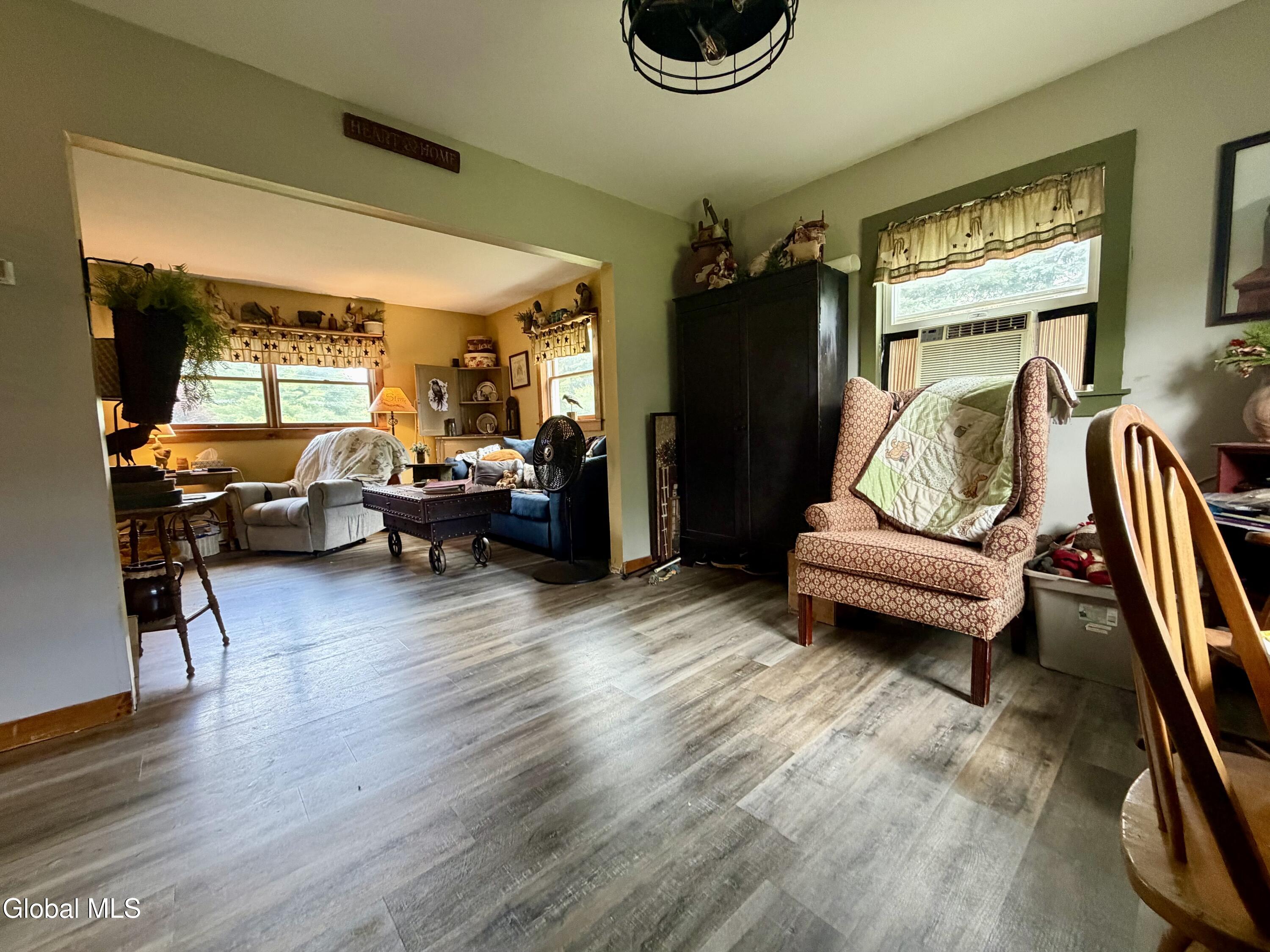11 Hampton Heights Way Whitehall NY 12887
