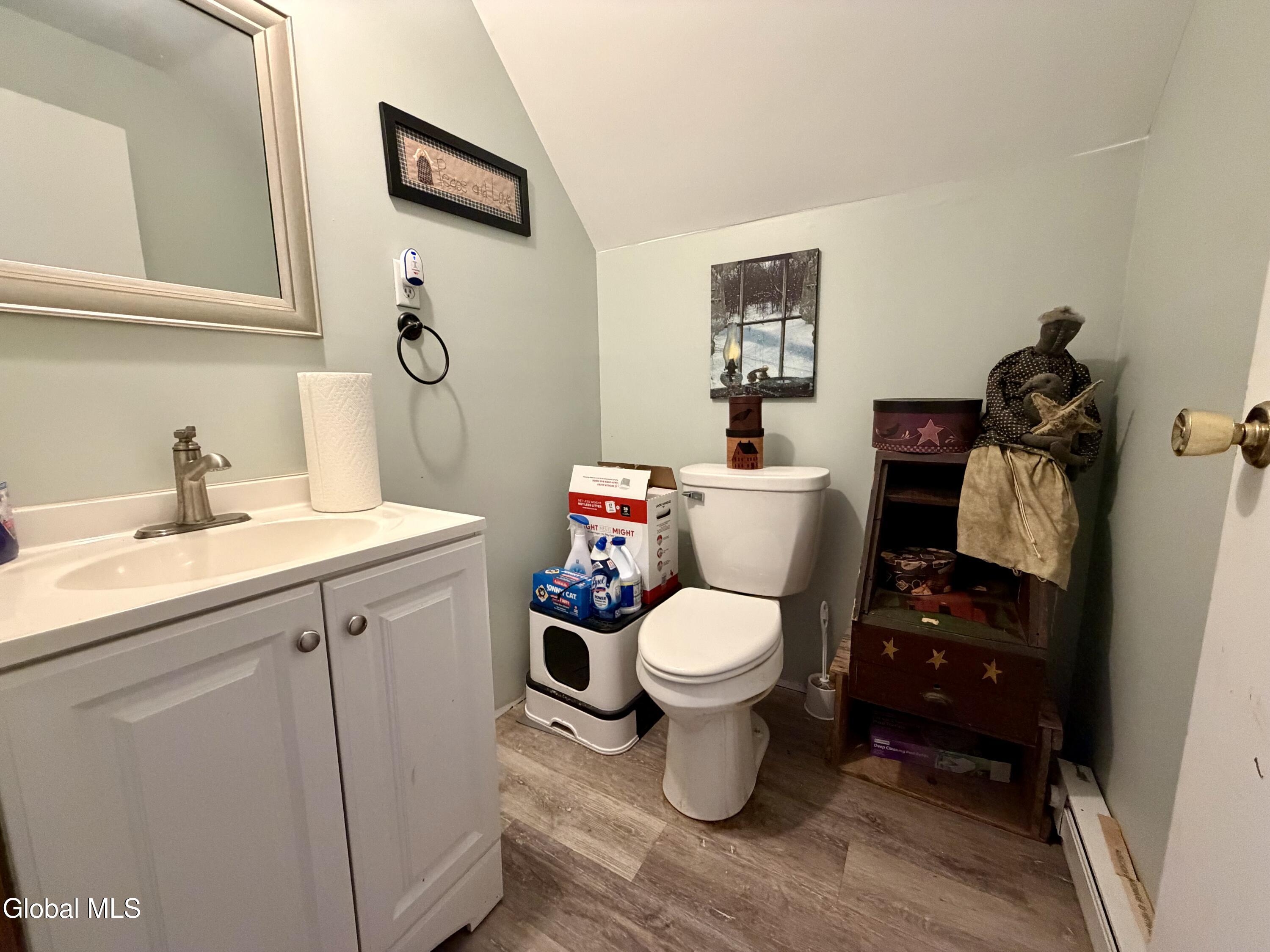 11 Hampton Heights Way Whitehall NY 12887