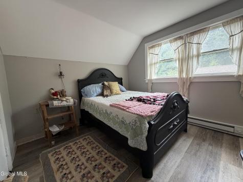 11 Hampton Heights Way Whitehall NY 12887