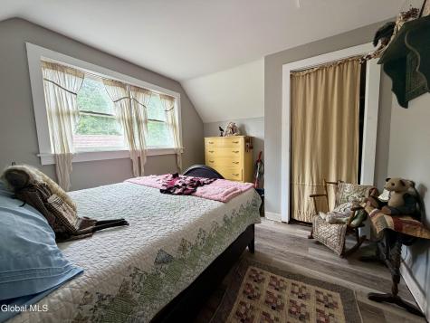11 Hampton Heights Way Whitehall NY 12887