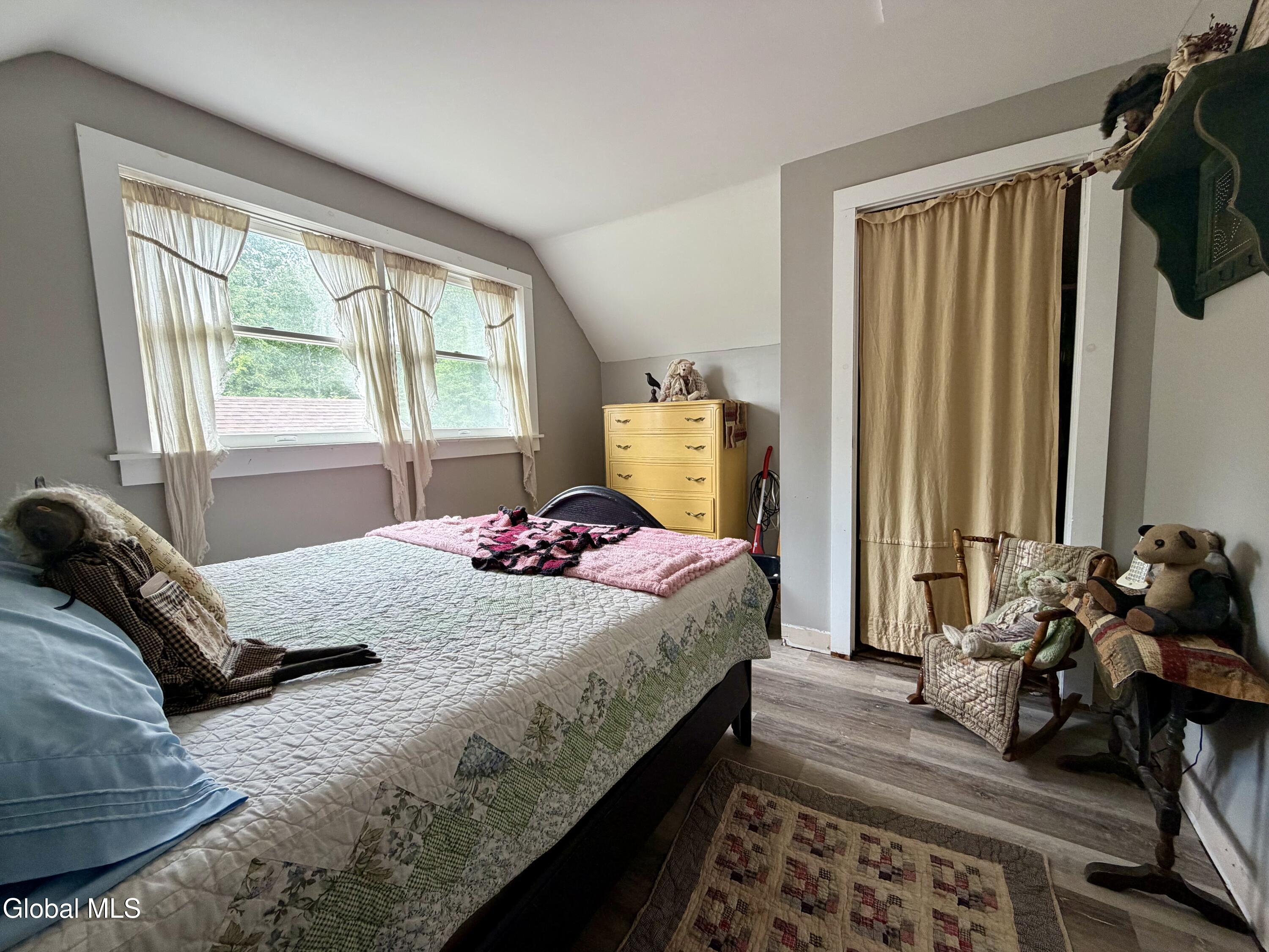 11 Hampton Heights Way Whitehall NY 12887
