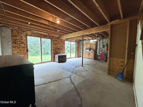 11 Hampton Heights Way Whitehall NY 12887