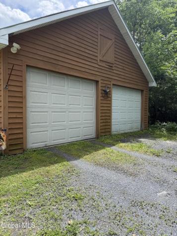 11 Hampton Heights Way Whitehall NY 12887