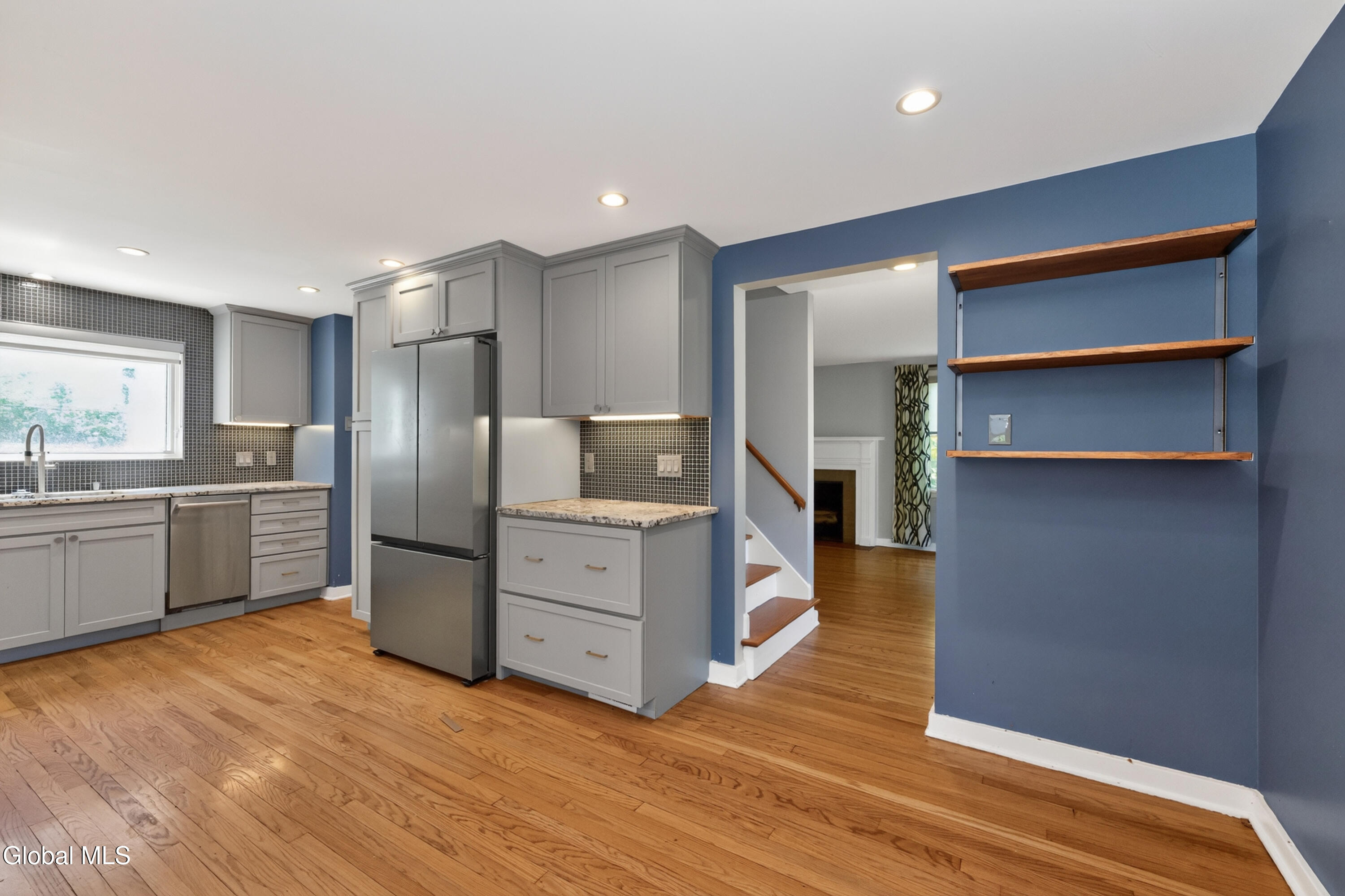 209 Colonial Avenue Albany NY 12208