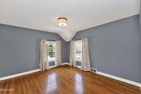 209 Colonial Avenue Albany NY 12208