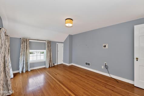 209 Colonial Avenue Albany NY 12208