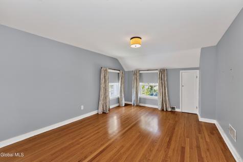 209 Colonial Avenue Albany NY 12208