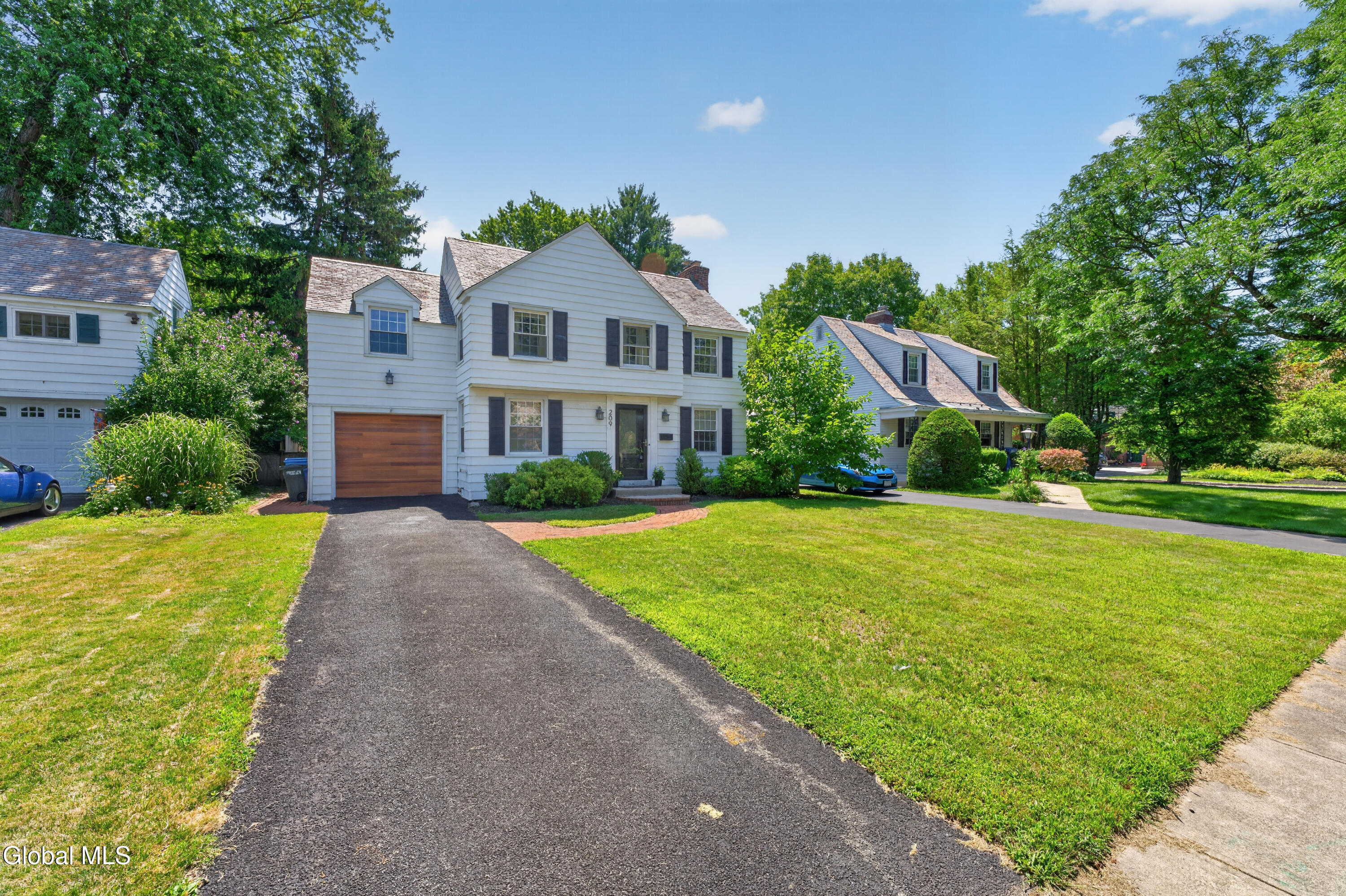 209 Colonial Avenue Albany NY 12208