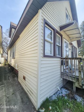 2906 Guilderland Avenue Schenectady NY 12306
