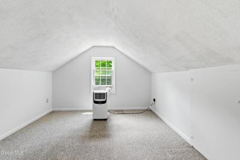 287 Thais Road Averill Park NY 12018