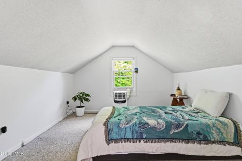 287 Thais Road Averill Park NY 12018