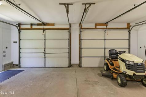 287 Thais Road Averill Park NY 12018