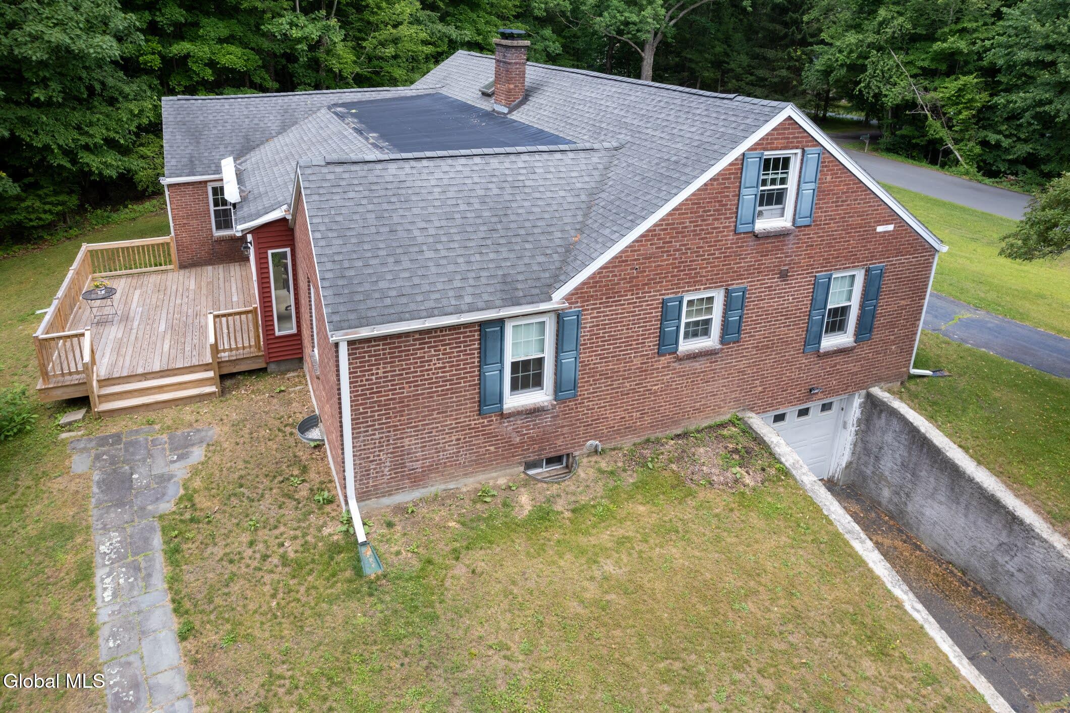 287 Thais Road Averill Park NY 12018