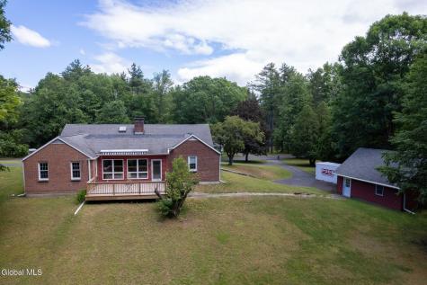 287 Thais Road Averill Park NY 12018