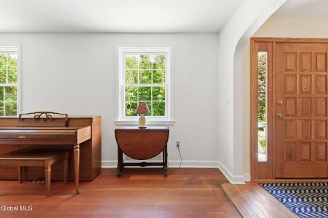 287 Thais Road Averill Park NY 12018