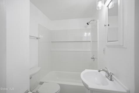 37 Rooney Avenue Albany NY 12205