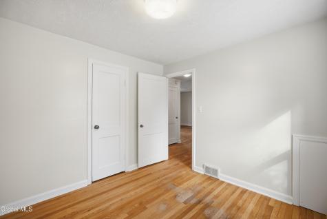 37 Rooney Avenue Albany NY 12205