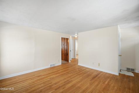 37 Rooney Avenue Albany NY 12205