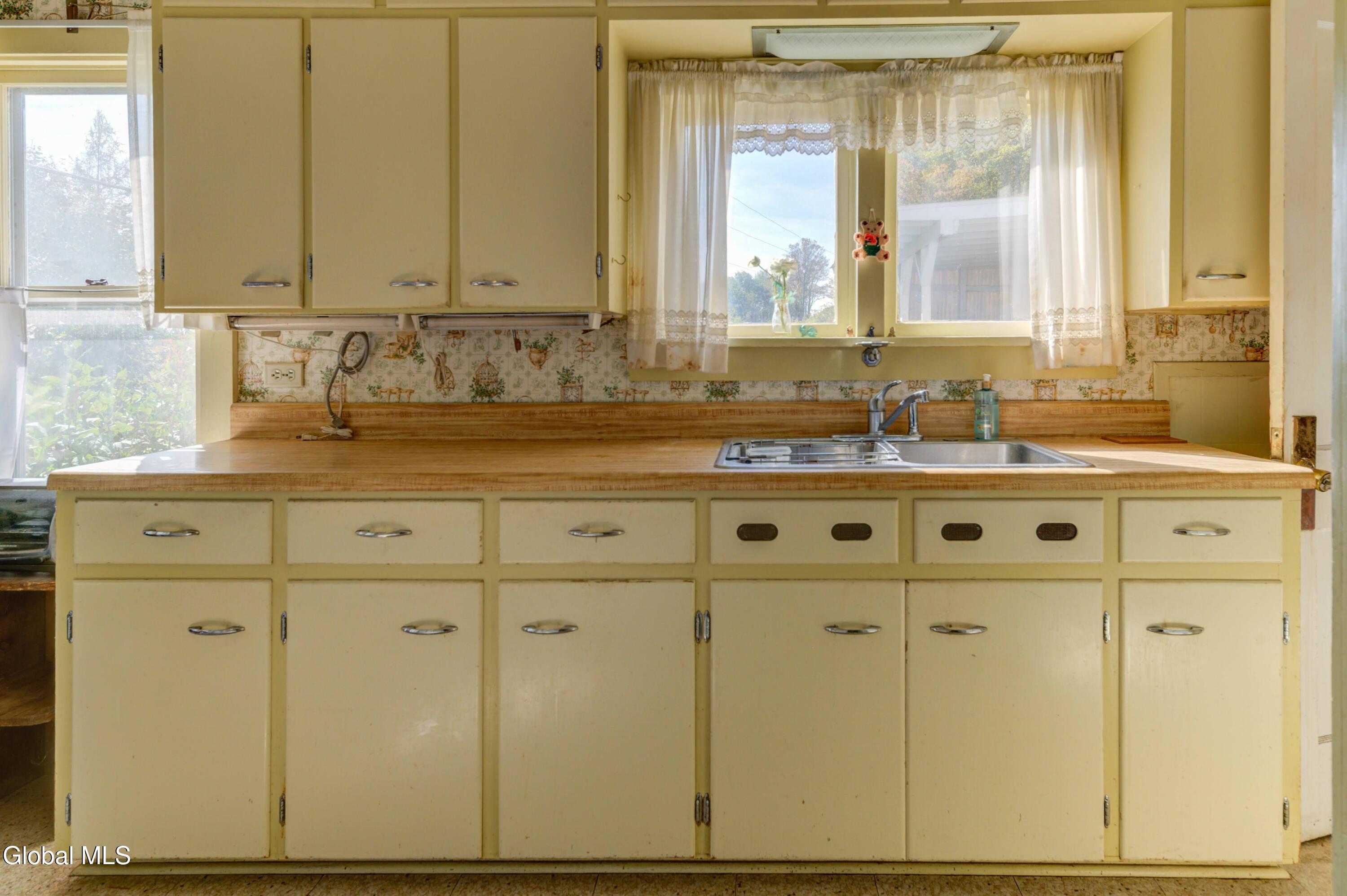 355 County Highway 123 Mayfield NY 12117