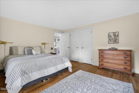 25 Pinedale Avenue Delmar NY 12054