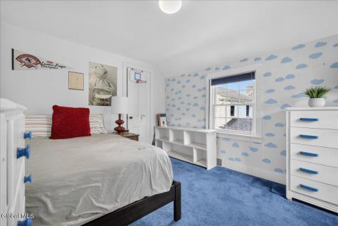 25 Pinedale Avenue Delmar NY 12054