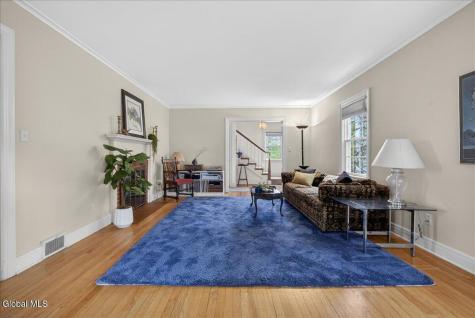 25 Pinedale Avenue Delmar NY 12054