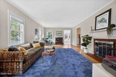 25 Pinedale Avenue Delmar NY 12054