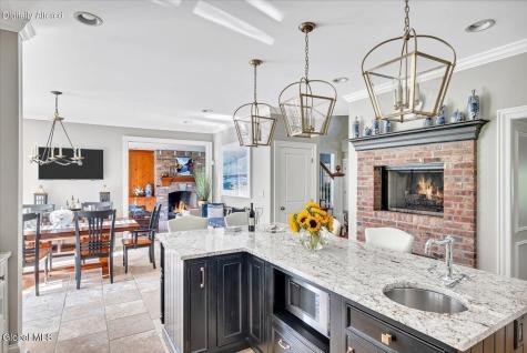 115 Woods Lane Menands NY 12204