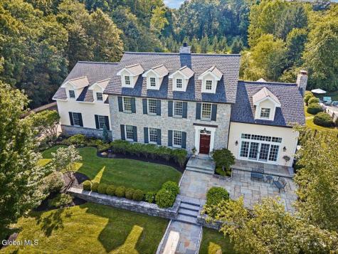 115 Woods Lane Menands NY 12204