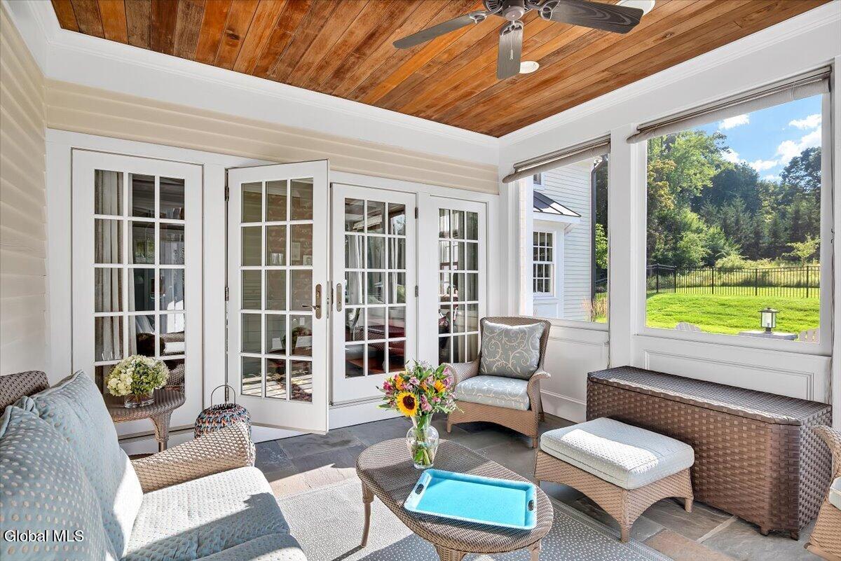 115 Woods Lane Menands NY 12204