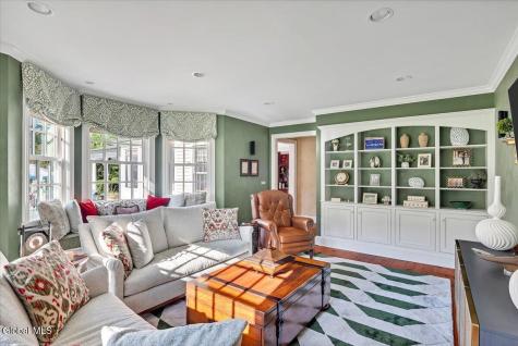 115 Woods Lane Menands NY 12204