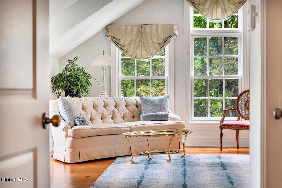 115 Woods Lane Menands NY 12204