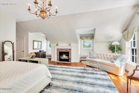 115 Woods Lane Menands NY 12204