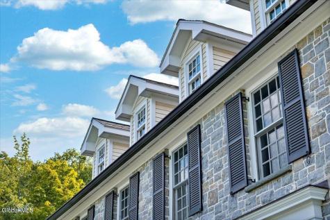 115 Woods Lane Menands NY 12204