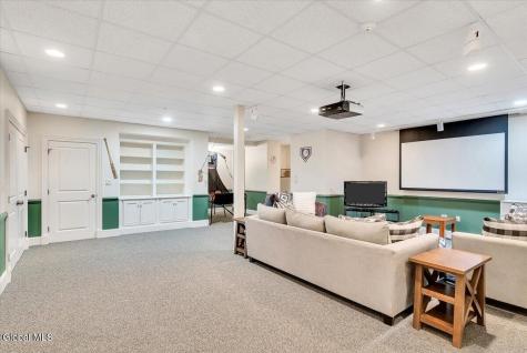 115 Woods Lane Menands NY 12204