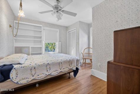 33 Washington Road Scotia NY 12302