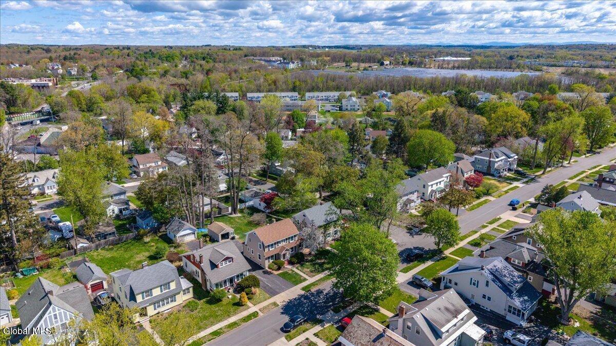 33 Washington Road Scotia NY 12302