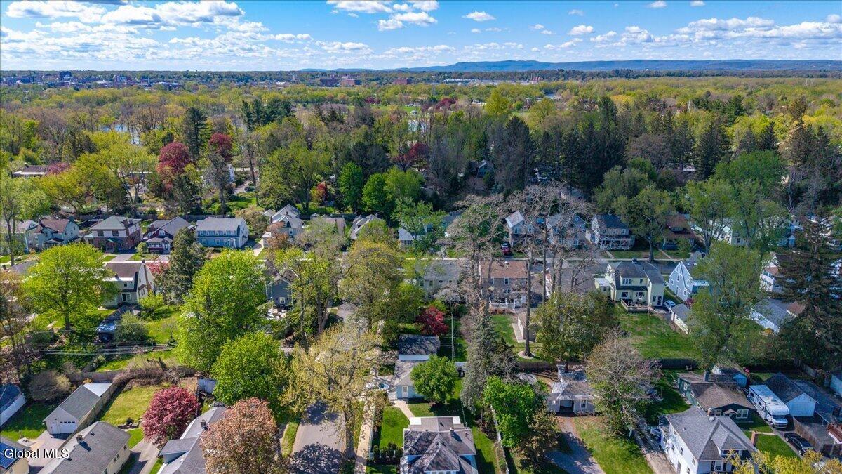 33 Washington Road Scotia NY 12302
