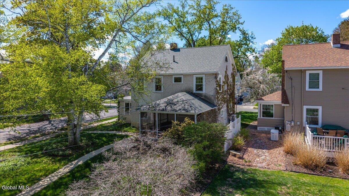 33 Washington Road Scotia NY 12302